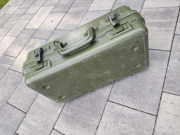 Transportkiste Hartkunststoff mit Stapelrasten