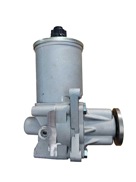 Lenkungspumpe Servopumpe A4604660101 GD GE p.f. Mercedes Wolf GD 250 W460 W461 W463